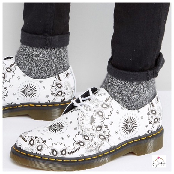 🔥Dr Martens Unisex 1461 Bandana Print 3 Eye NWT - Picture 5 of 12
